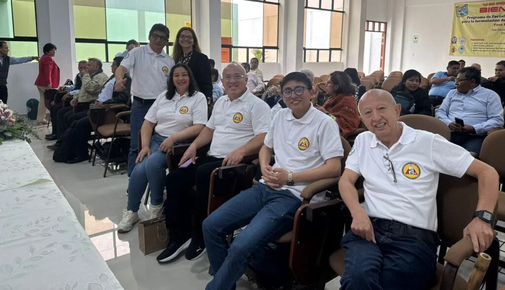 Alumnos Awajún/Wampis participando en Amazonas Start Up