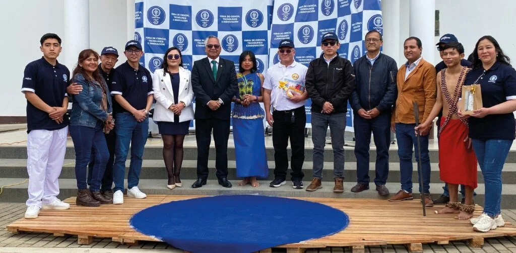 Alumnos Awajún/Wampis participando en Amazonas Start Up